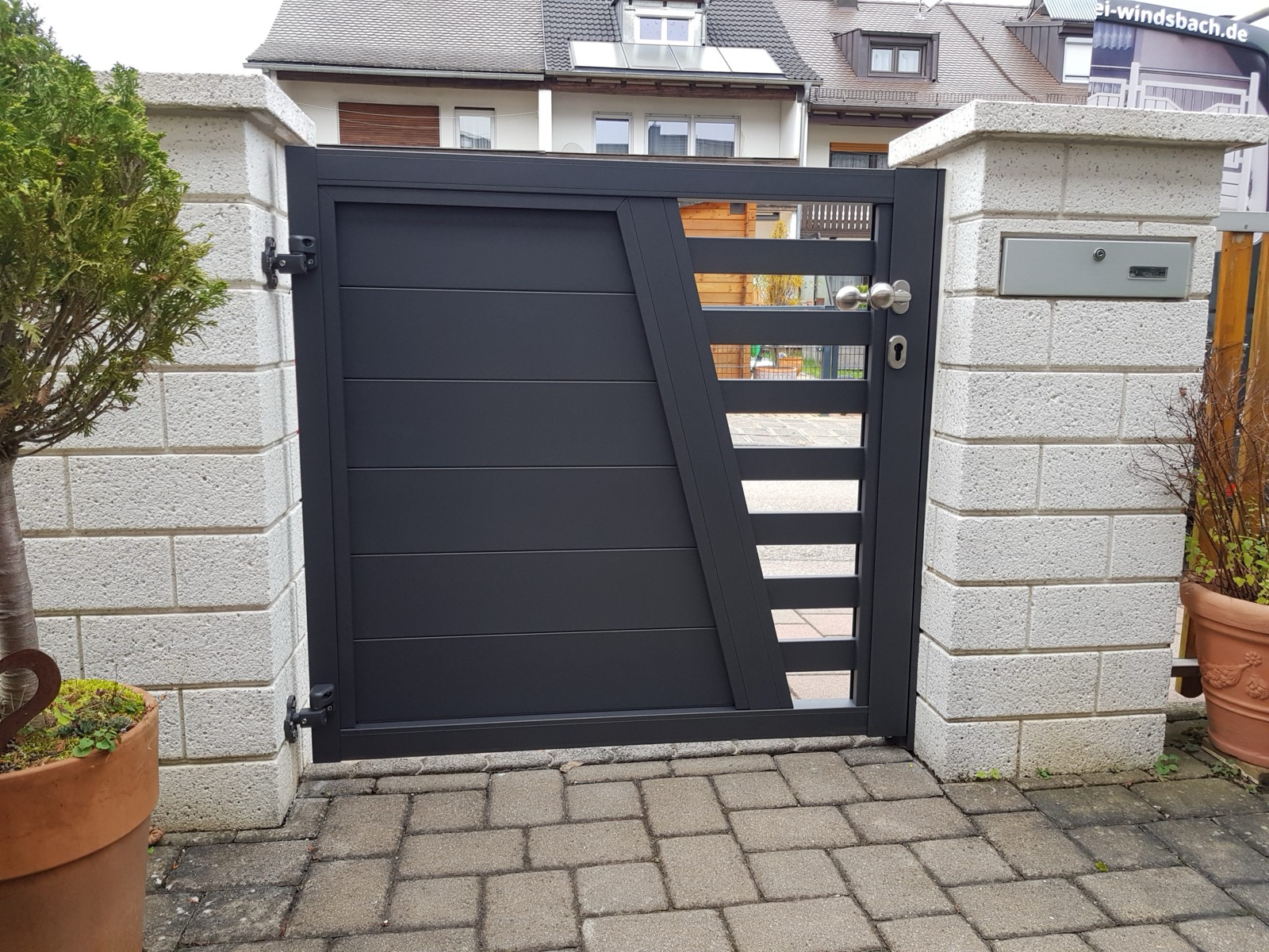 Aluminium Gartenzaun als pflegeleichte Lösung